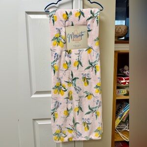 Mercato Plush Throw Blanket